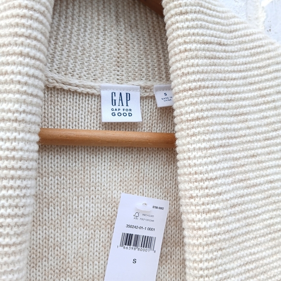 NWT Gap Shawl Collar Vest Beige Small - Picture 3 of 7
